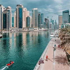 Apartment Success Luxury - 5 Min Away Marina Corniche - Free Housekeeping Provided Everyday-24-7 Staff Available For Services, Dubai